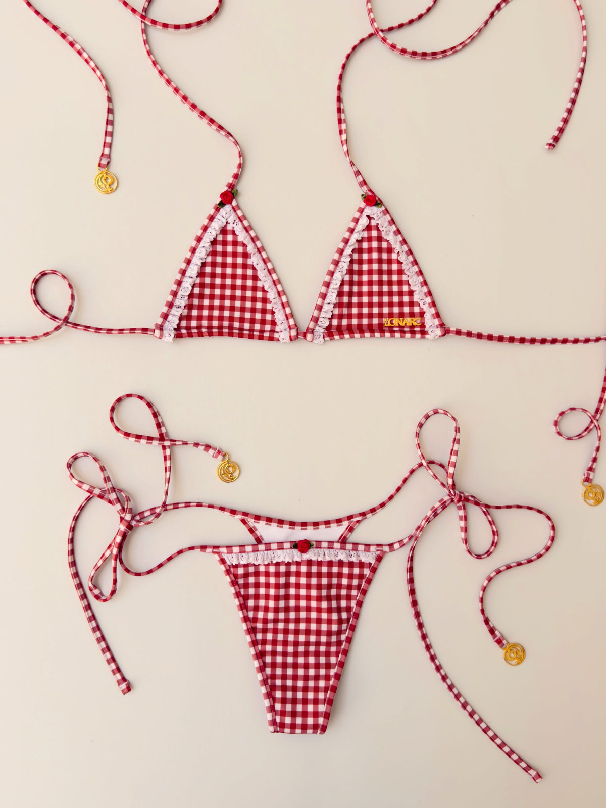 Tiny Top Red vachi and Lace