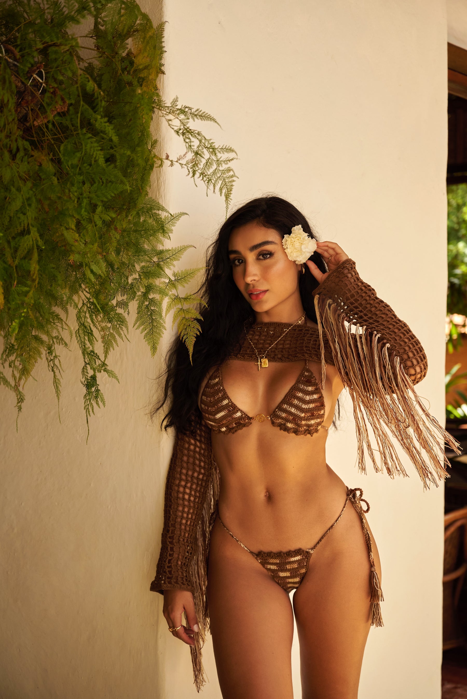 Amaranto Shoulder Shrug Brown