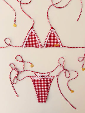 Tiny Bottom Red vachi and Lace